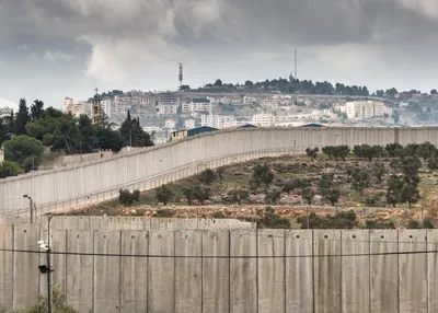 Israeli separation wall between near Jerusalem
